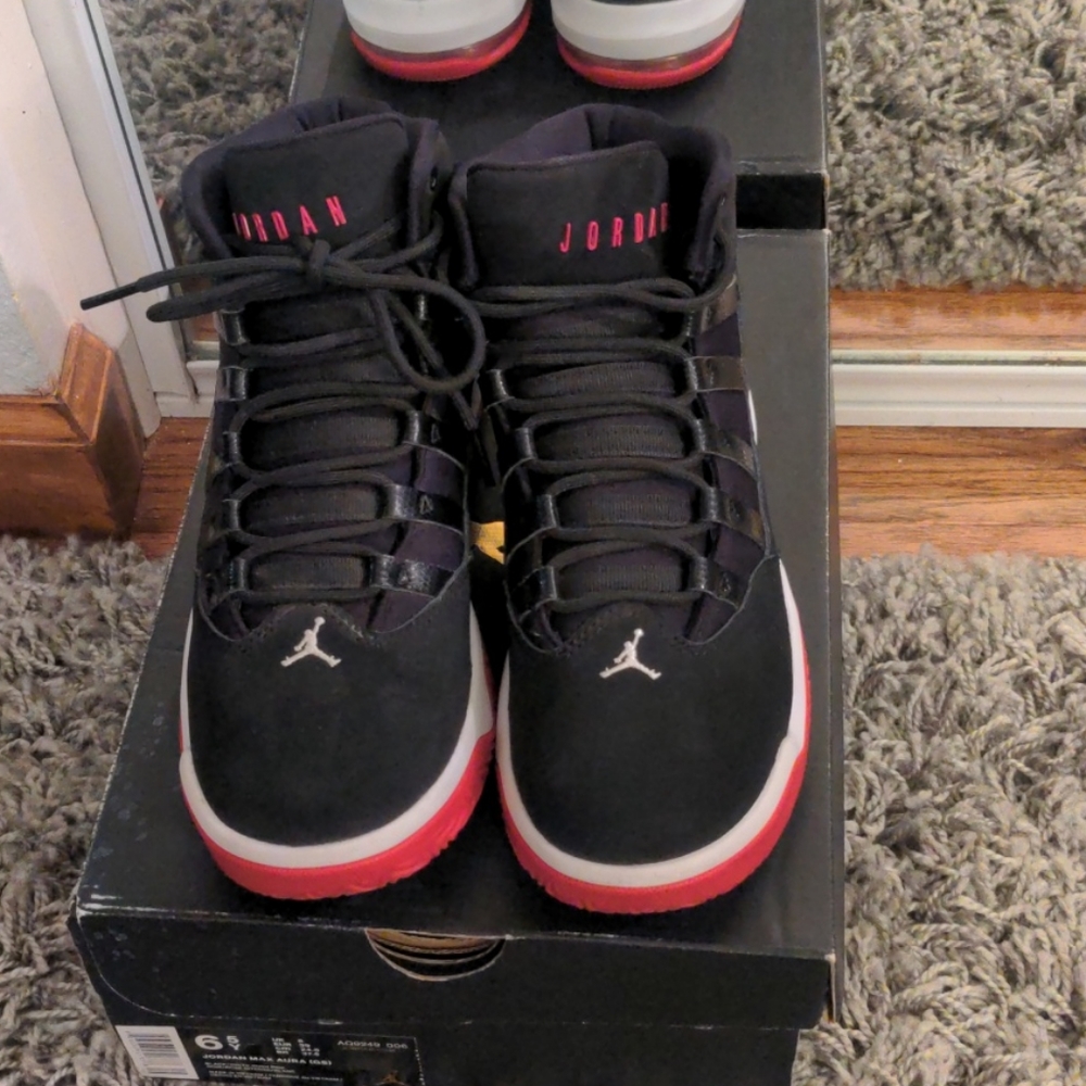 Jordan Max Aura